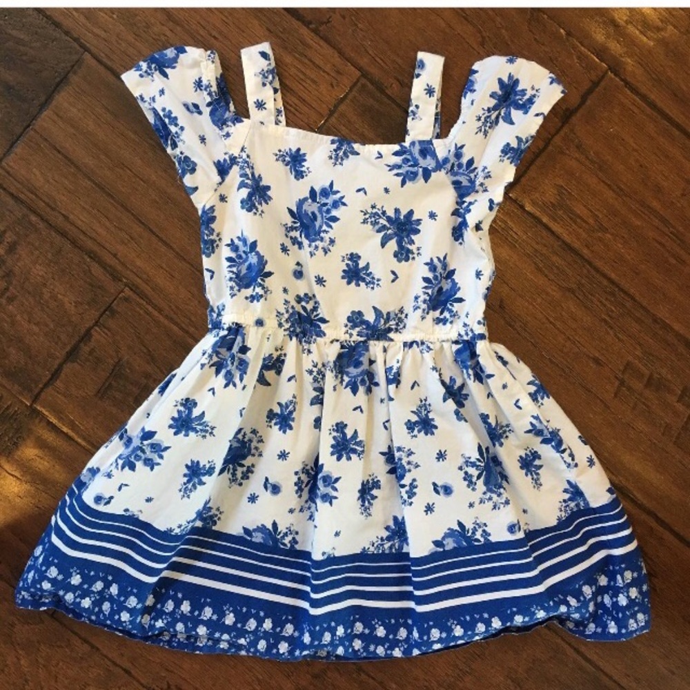 Adorable like new dress